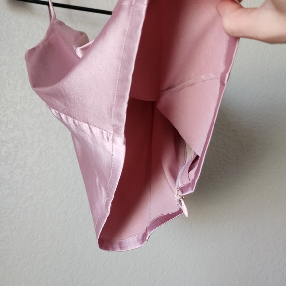 PODA MODA Silky feel slip crop tank in baby pink size 9 - Picture 4 of 6